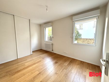 Location Appartement 4 pièces 98m² RENNES 35000 - Photo 4