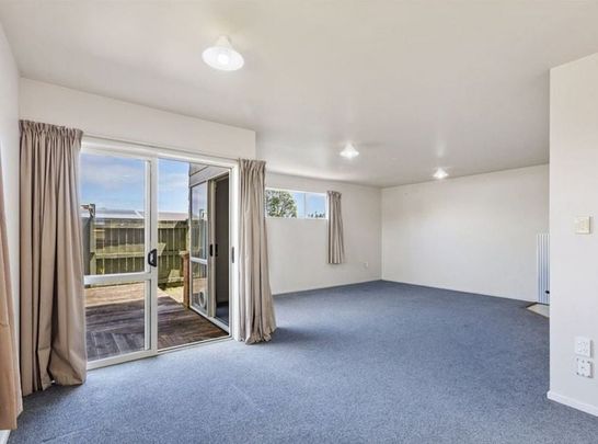 Sunny, light, refurbished townhouse - 3 bedrooms - Photo 1