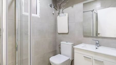 Carrer Justo Vilar, Valencia, Valencian Community 46011 - Photo 3