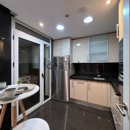 Alquiler de piso en Kempinski - Foto 1