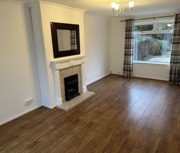 3 bedroom terraced house to rent - Photo 2