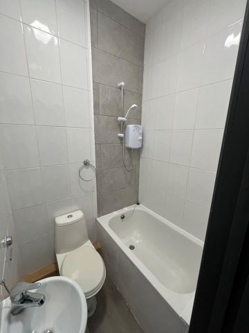 Studio Flat, South Ealing Road, W5 - Photo 5