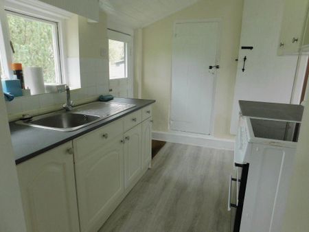 2 bedroom cottage to rent - Photo 3