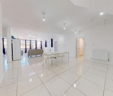 1 bedroom property to rent - Photo 6