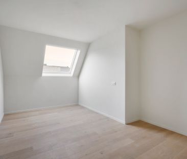 Appartement op de 2de verdieping in Oosteeklo - Photo 2