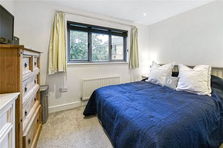 2 bedroom semi-detached house to rent - Photo 3