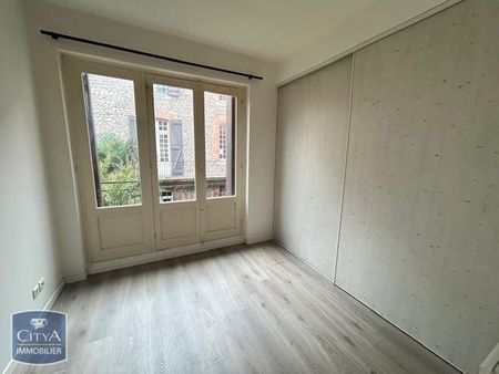 Location Appartement 2 pièces 40m² PAMIERS 09100 - Photo 2