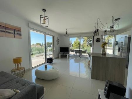 Location Appartement 3 pièces 70m² LE CANNET 06110 - Photo 2