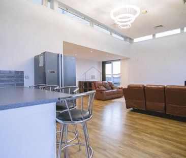 3 bedroom penthouse to rent - Photo 5