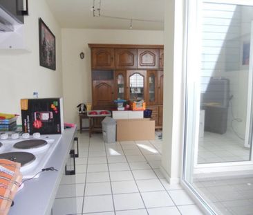 Eénslaapkamerappartement beschikbaar vanaf 1/09/13 - Photo 2