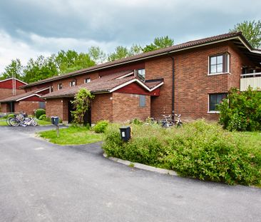 Brunbjörnsvägen 76 - Foto 1