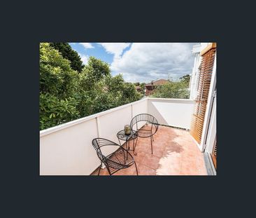 12/89 Ormond Road, Elwood, Vic 3184 - Photo 5