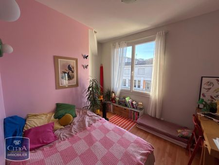 Location Appartement 4 pièces 133m² POITIERS 86000 - Photo 3