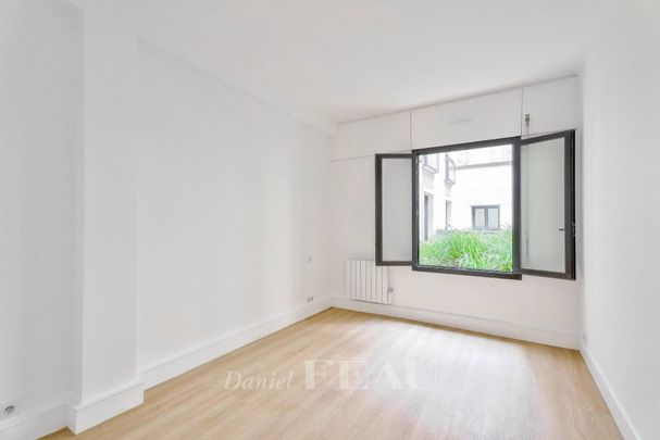 Location appartement, Paris 9ème (75009), 3 pièces, 100 m², ref 85638406 - Photo 1