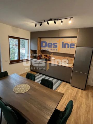 Casa cu 3 camere, recent renovata in 2024, suprafata de 100 - Fotografie 4