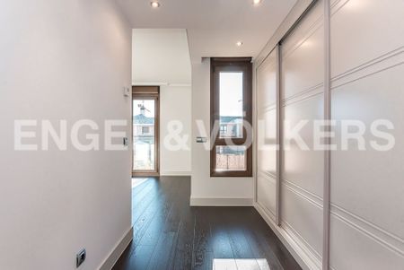 Casa o chalet de alquiler en Flauta Mágica, Zona Monte El Pilar - Photo 2