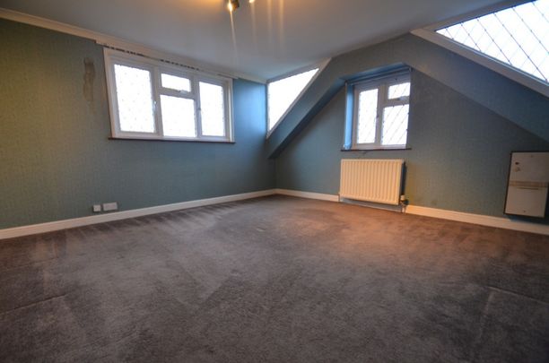 2 bedroom Detached bungalow to rent - Photo 1