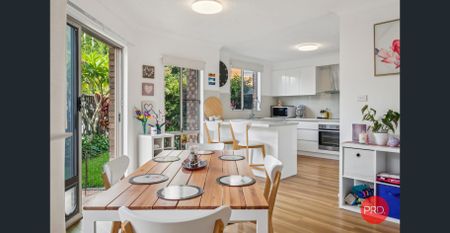 SHORT WALK TO LOCAL BEACH AND SHOPS - Photo 5