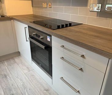 5 bedroom house to rent - Photo 3