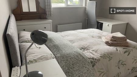 Room for rent in 3-bedroom apartment in Dublin, Dublin - Photo 5