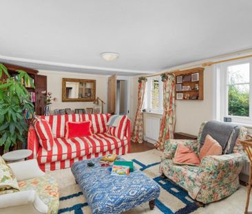 5 bedroom detached house to rent - Photo 1