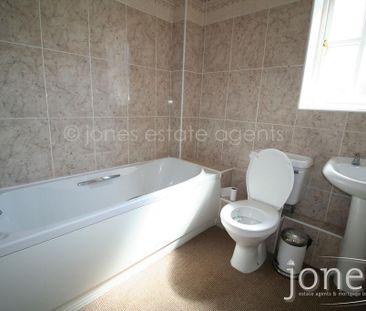 2 bedroom maisonette to rent - Photo 4