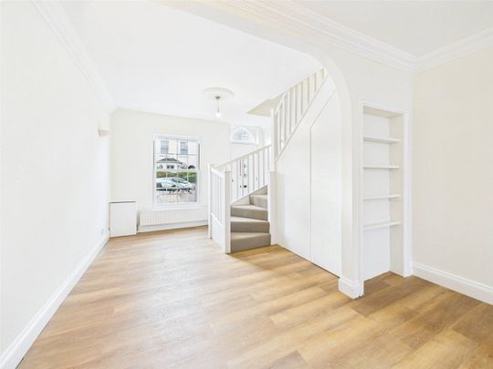 Church Road, Teddington, TW11 - Photo 1