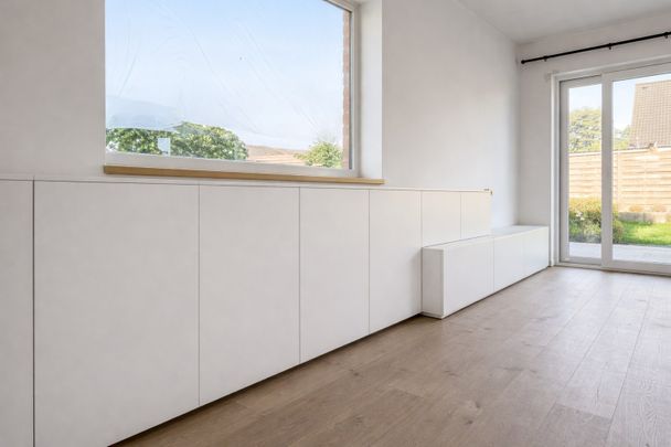 Ruime woning met vier slaapkamers in Oedelem. - Photo 1