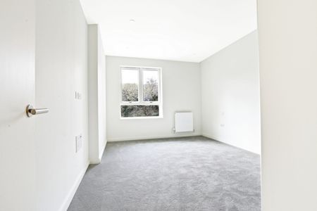 1 Bed Flat, Alington House, N8 - Photo 2