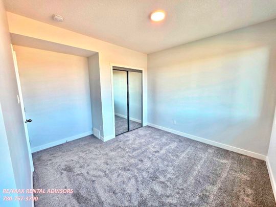 BSMT 2603 208 St Northwest - Photo 1