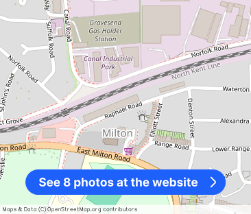 Raphael Road, Gravesend, Kent, DA12 - Photo 1