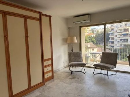 Location Appartement 1 pièce 26m² LE CANNET 06110 - Photo 2