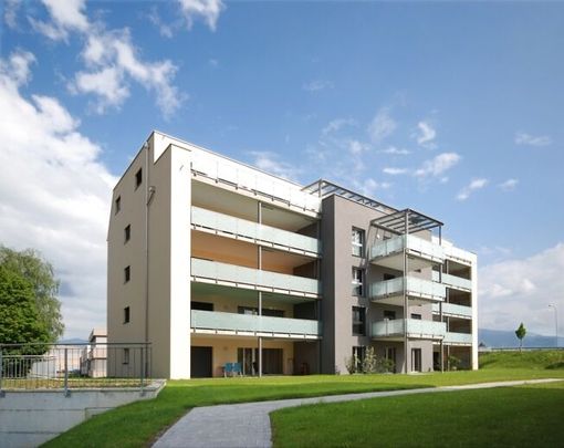 Modern 2.5-room apartment near shops - Photo 1