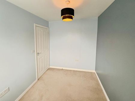4 bedroom terraced house to rent - Photo 3