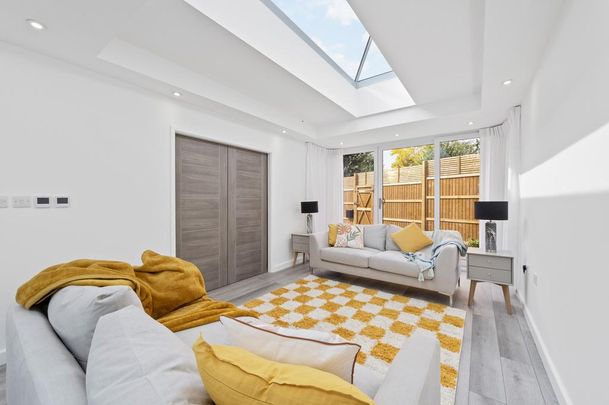 2 bedroom house to rent - Photo 1
