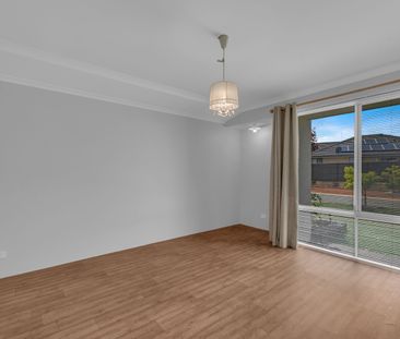 Spacious Three Bedroom Home In Baldivis - Photo 4
