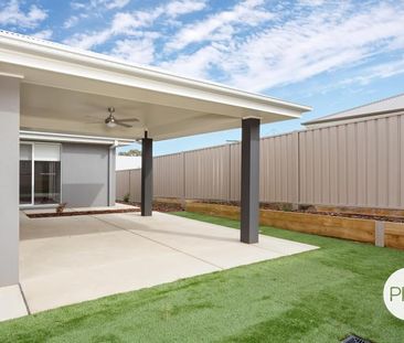 2/12 Gibson Street, Boorooma NSW 2650 - Photo 5