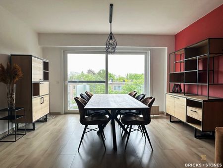 Leuk 2-slaapkamer appartement met terras en parking - Photo 5