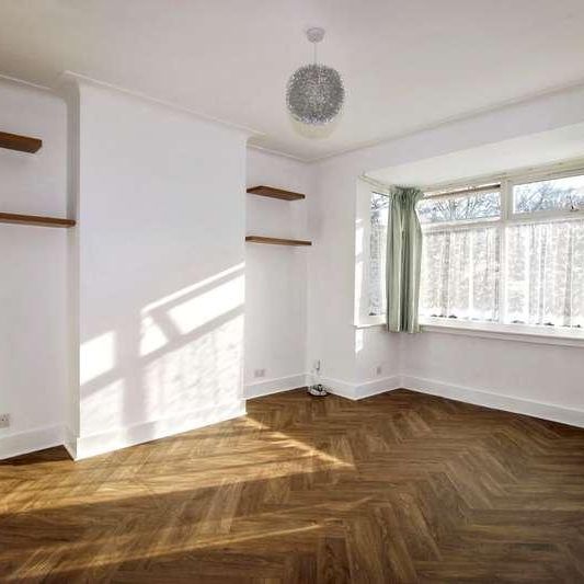 Cromer Road, Hornchurch, RM11 - Photo 1