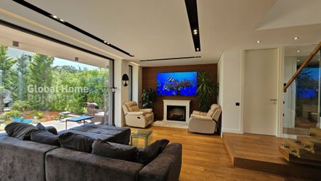 Modern Smart Villa 153 Sqm | 4 Rooms + 2 Parking | Tunari - - Fotografie 4