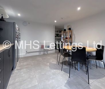 6 Bedroom Mid Terraced House for rent in Stanmore Road - Photo 6