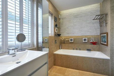 Hertford Avenue, Sheen, SW14 - Photo 5