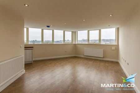 2 bedroom apartment to rent - Photo 2