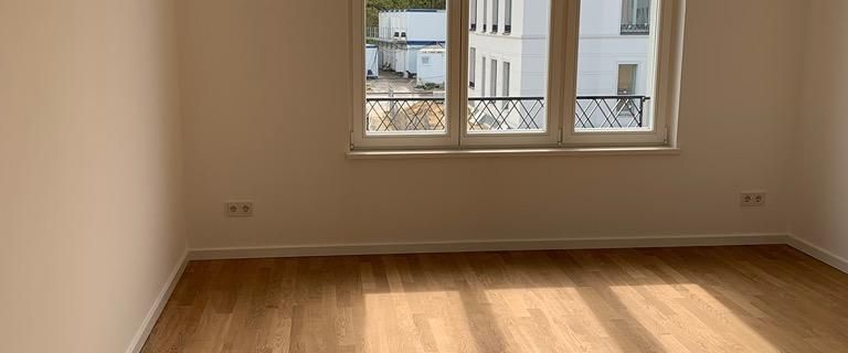 Top-Lage am Jungfernsee - Hochwertige 3-Zimmer Wohnung mit Einbauküchen und großen Balkon - Photo 1