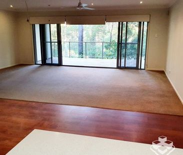 Freestanding villa in boutique complex - Photo 1