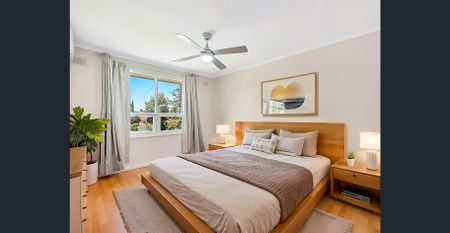 THREE BEDROOM FAMILY HOME IN LEAFY RIDGEHAVEN - Photo 3