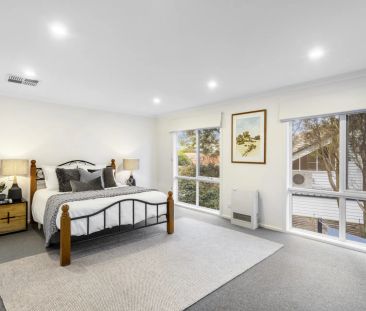 THE BEST OF HAMPTON LIVING! - Photo 1