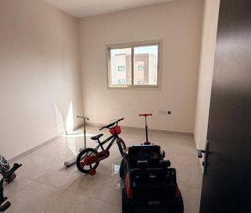 One-Bedroom Apartment for Annual Rent - Photo 2