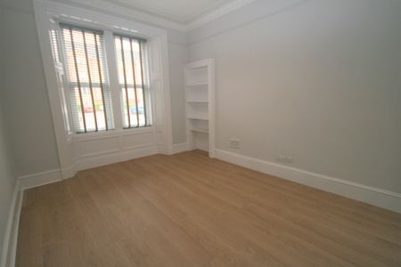 Holmlea Road, Bright 1 Bedroom Unfurnished Apartment, Cathcart – Available 20/02/2026 - Photo 4