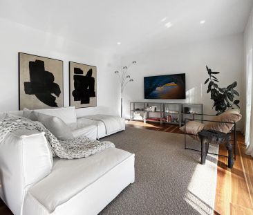 Near new, immaculate home - Photo 1